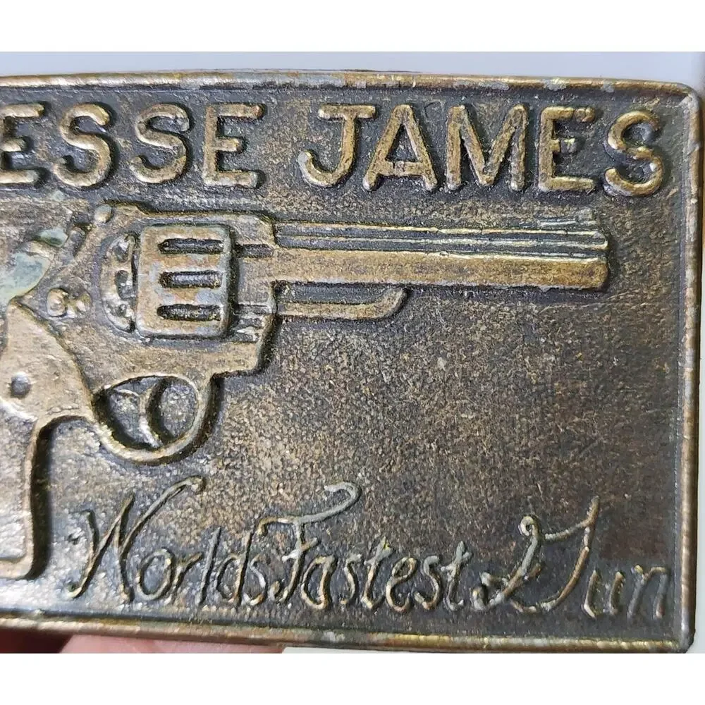 SEE DESC. JESSE JAMES Western Revolver Gun Outlaw Brass Tone Metal Belt Buckle